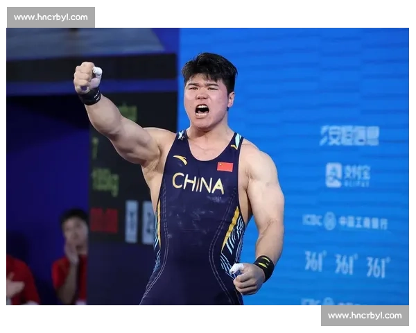 巅峰对决:举重焦点战背后的力量与荣耀揭秘 巅峰对决:举重焦点战背后的力量与荣耀揭秘